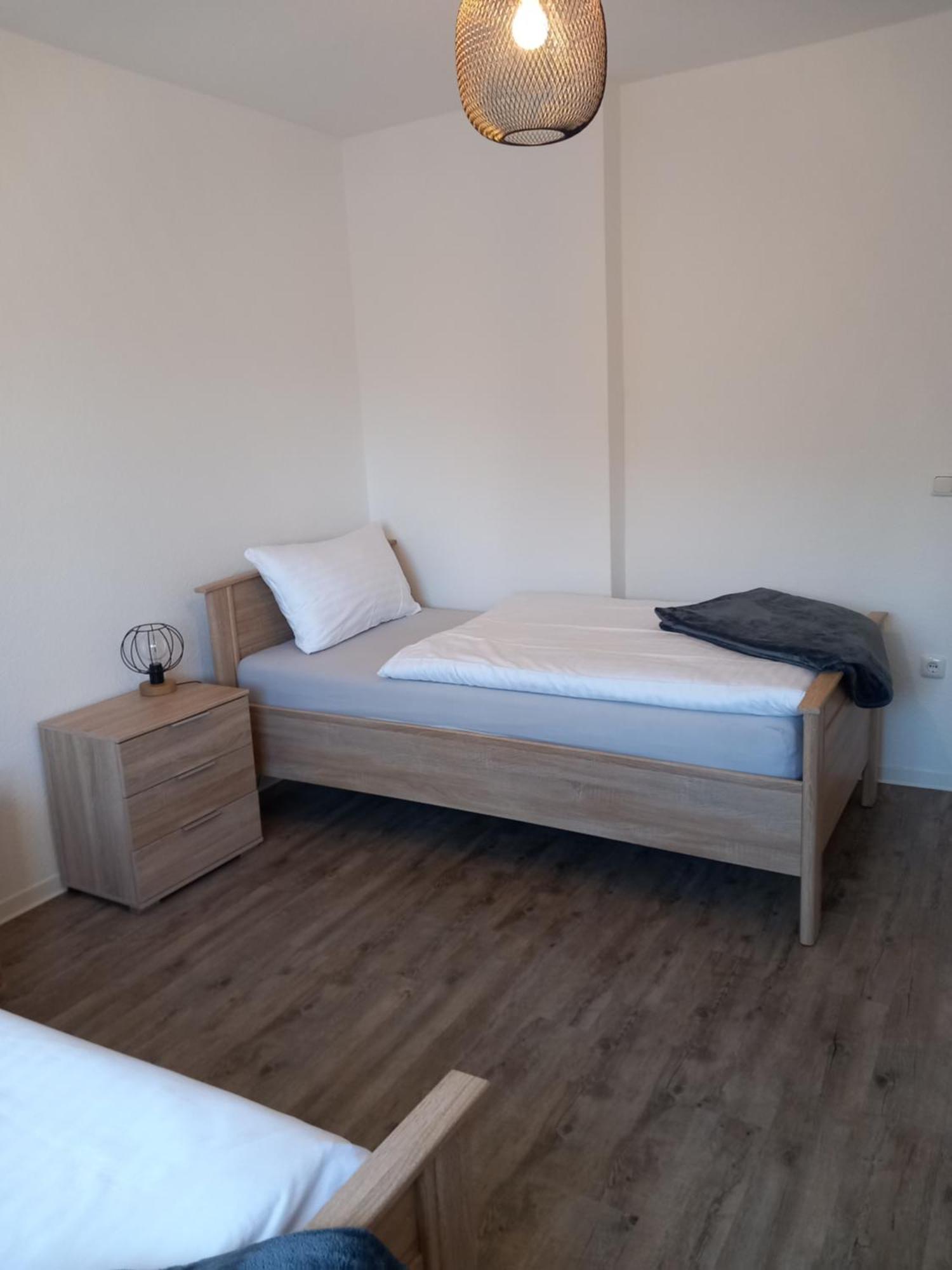 City Apartment Duisburg 1#Netflix &Wlan &Kingsize Bett &Kaffee Maschine & Central & 500M Innenhafen & 2 Min U Bahn Экстерьер фото