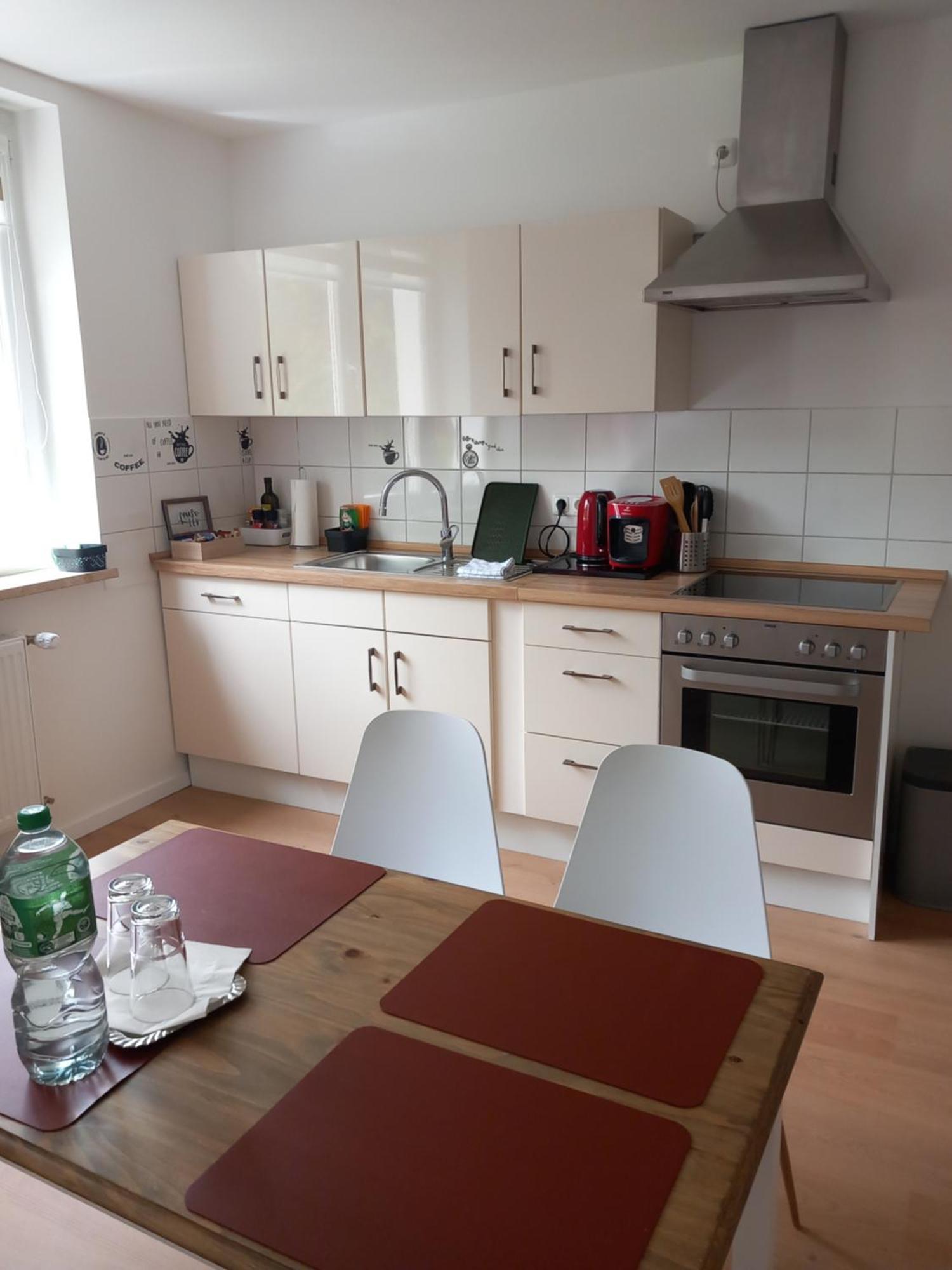 City Apartment Duisburg 1#Netflix &Wlan &Kingsize Bett &Kaffee Maschine & Central & 500M Innenhafen & 2 Min U Bahn Экстерьер фото