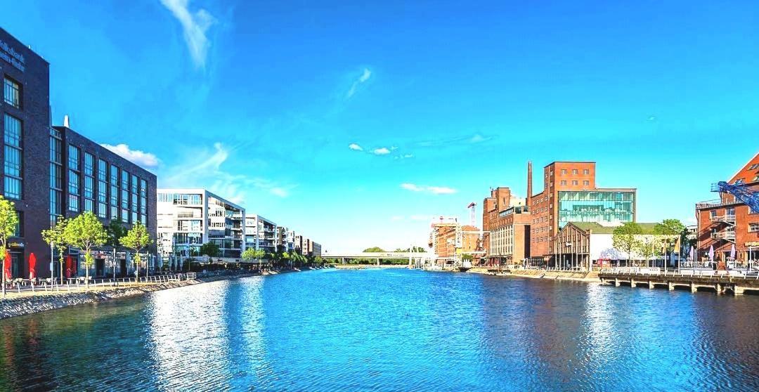 City Apartment Duisburg 1#Netflix &Wlan &Kingsize Bett &Kaffee Maschine & Central & 500M Innenhafen & 2 Min U Bahn Экстерьер фото